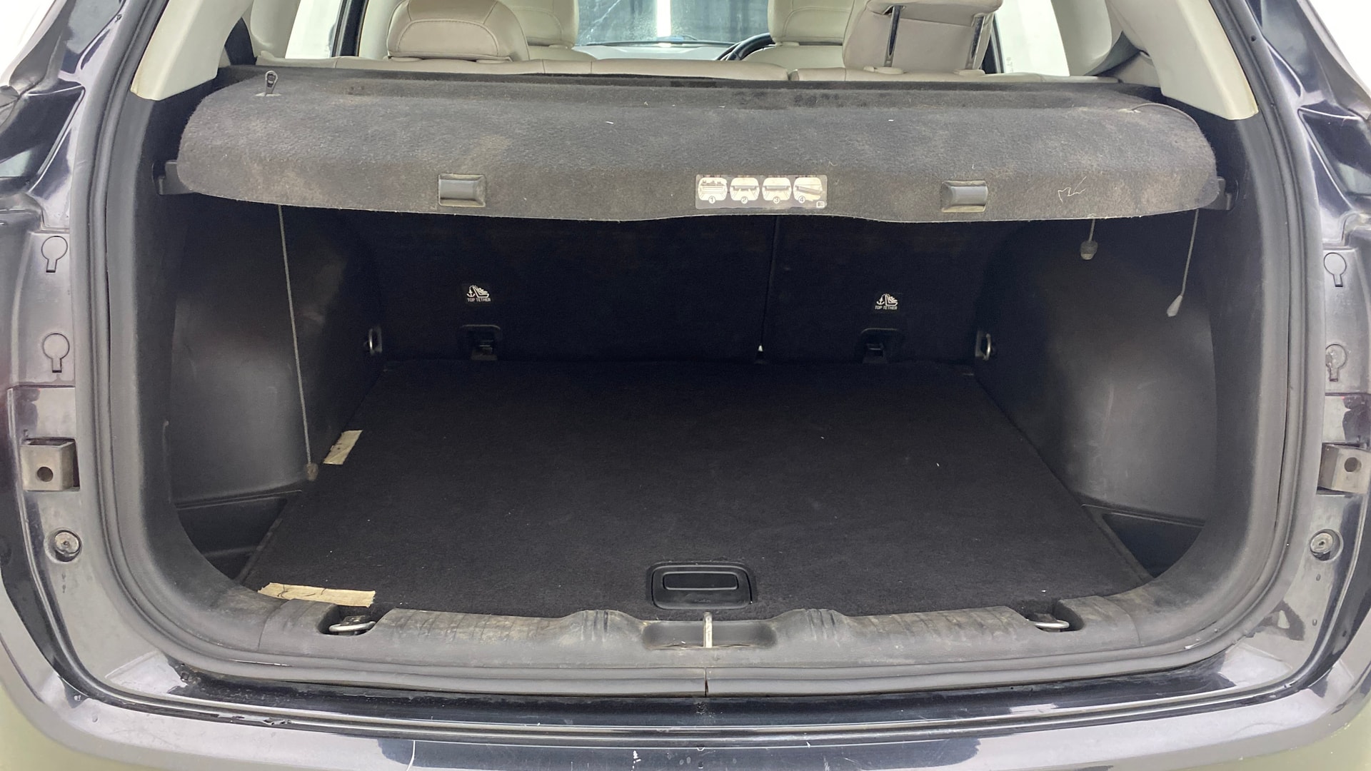 View 2018 Jeep Compass Limited 1.4 Multi AIR Petrol DDCT AT BS IV Image 7 Used 2018 Jeep Compass Limited 1.4 Multi AIR Petrol DDCT AT BS IV Image 7