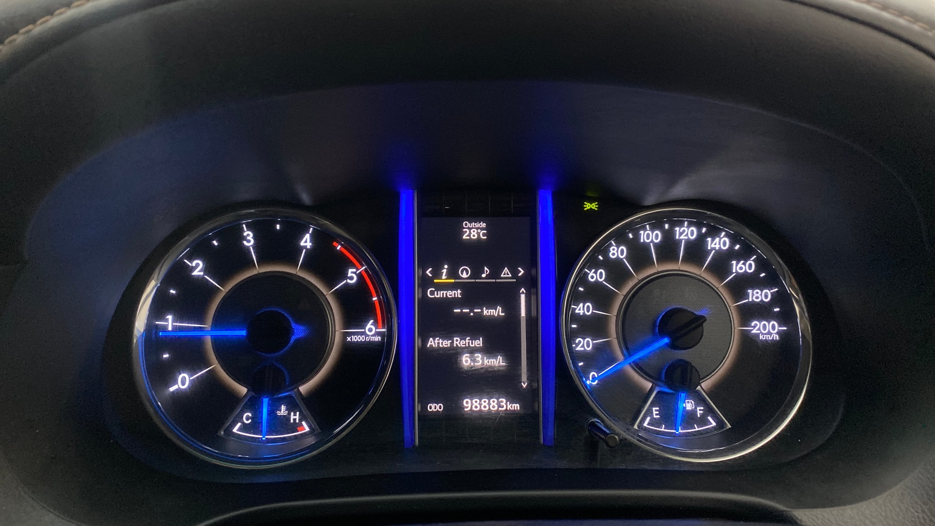 View 2017 Toyota Fortuner 2.8 4X2 MT Image 22 Used 2017 Toyota Fortuner 2.8 4X2 MT Image 22