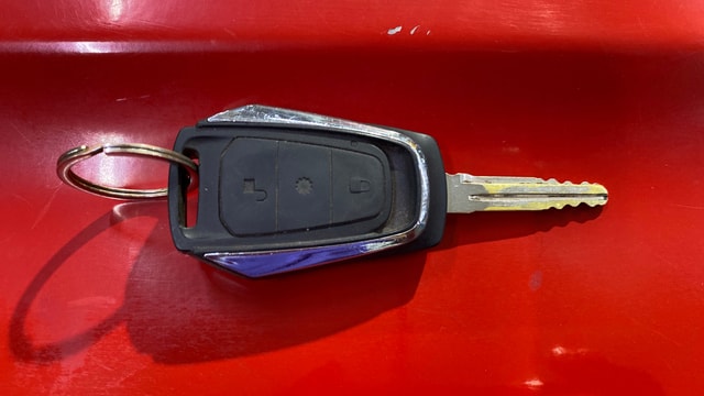 View Mahindra KUV100 Image 27 Used Mahindra KUV100 Image 27