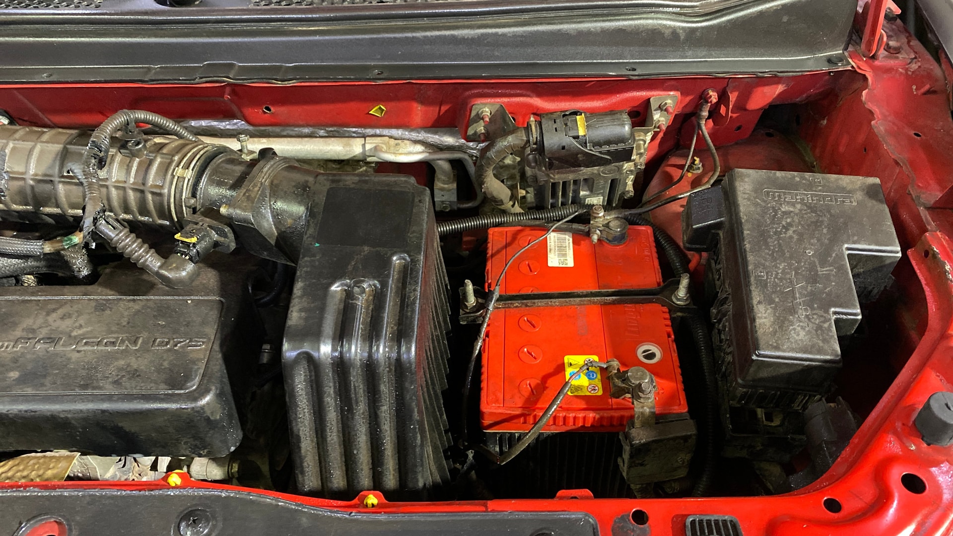 View 2020 Mahindra KUV100 K2 Petrol BS IV Image 13 Used 2020 Mahindra KUV100 K2 Petrol BS IV Image 13
