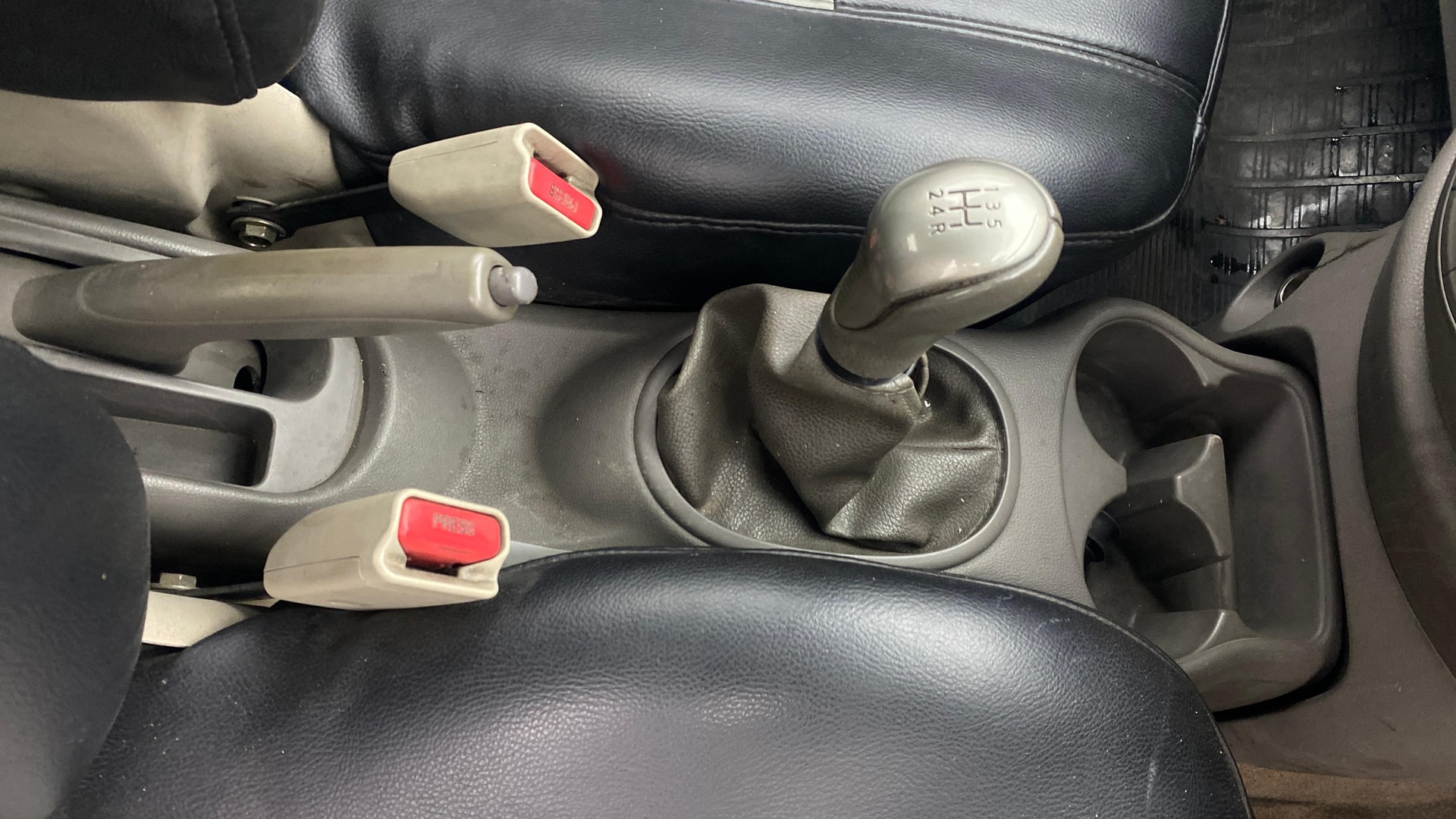 View 2013 Renault Pulse RxZ Diesel Image 38 Used 2013 Renault Pulse RxZ Diesel Image 38