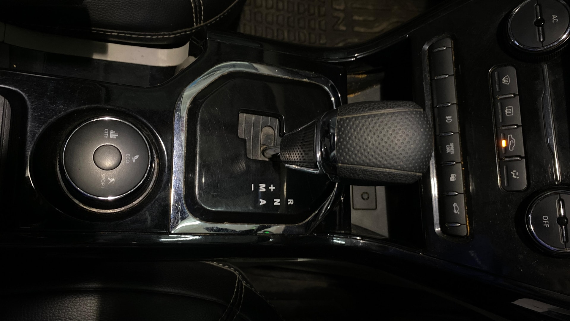 View 2022 Tata Nexon Revotron XE Image 41 Used 2022 Tata Nexon Revotron XE Image 41