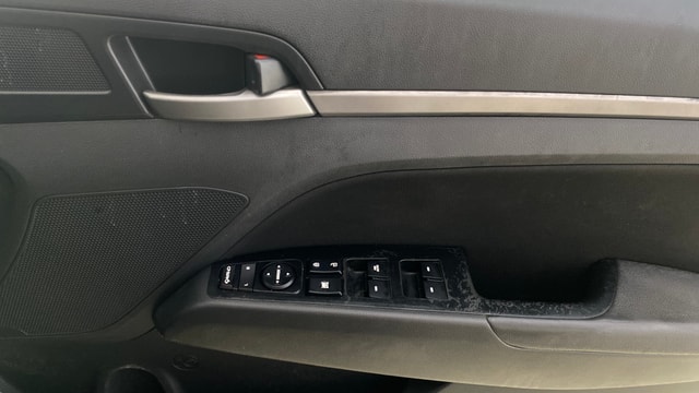 View Hyundai Elantra Image 33 Used Hyundai Elantra Image 33