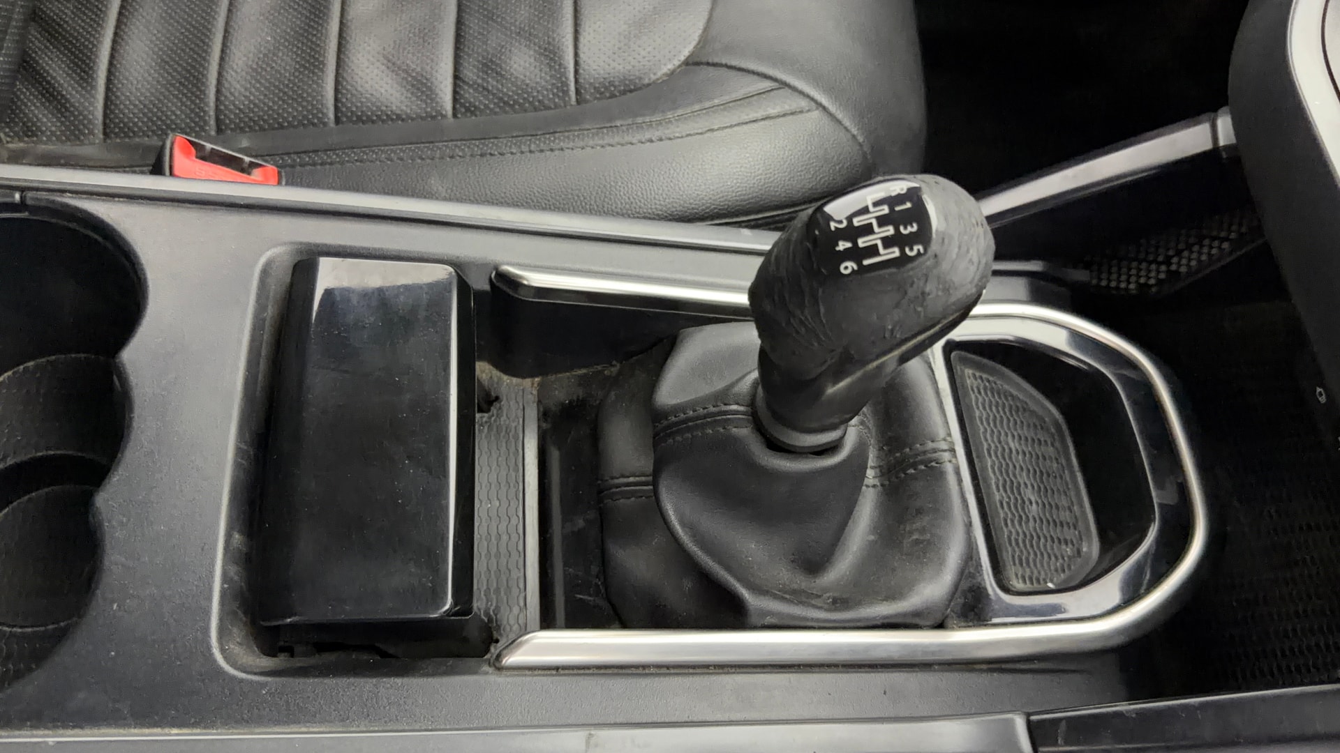 View 2021 Tata Harrier XE Image 41 Used 2021 Tata Harrier XE Image 41