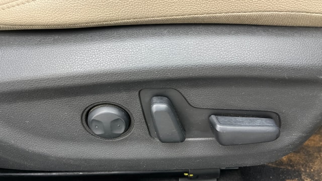 View Hyundai Elantra Image 19 Used Hyundai Elantra Image 19