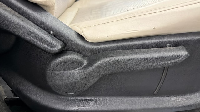 View Mahindra XUV700 Image 18 Used Mahindra XUV700 Image 18