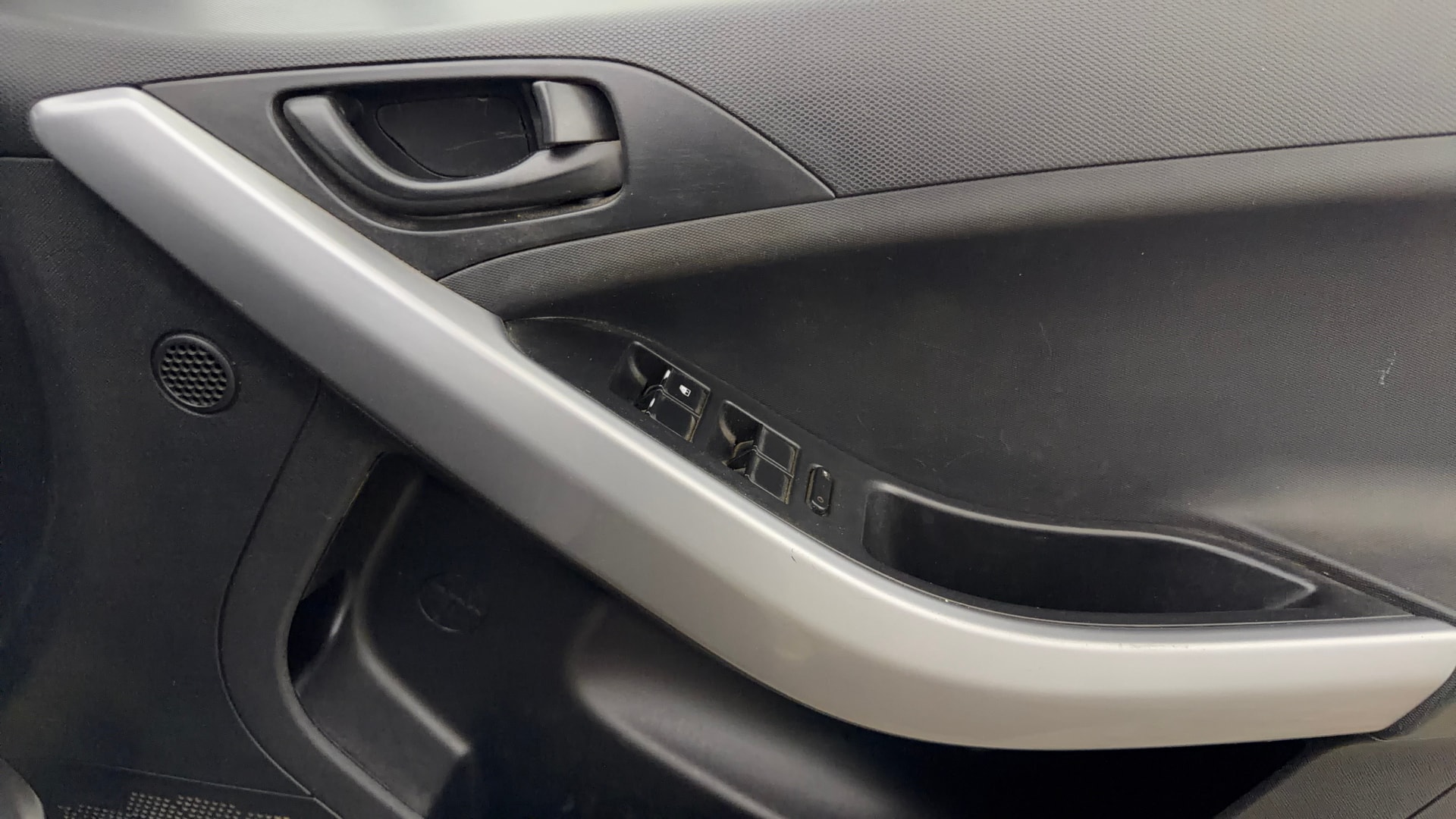 View 2021 Tata Nexon Revotron XE Image 34 Used 2021 Tata Nexon Revotron XE Image 34