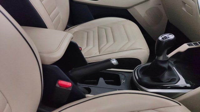 View Kia Carens Image 44 Used Kia Carens Image 44