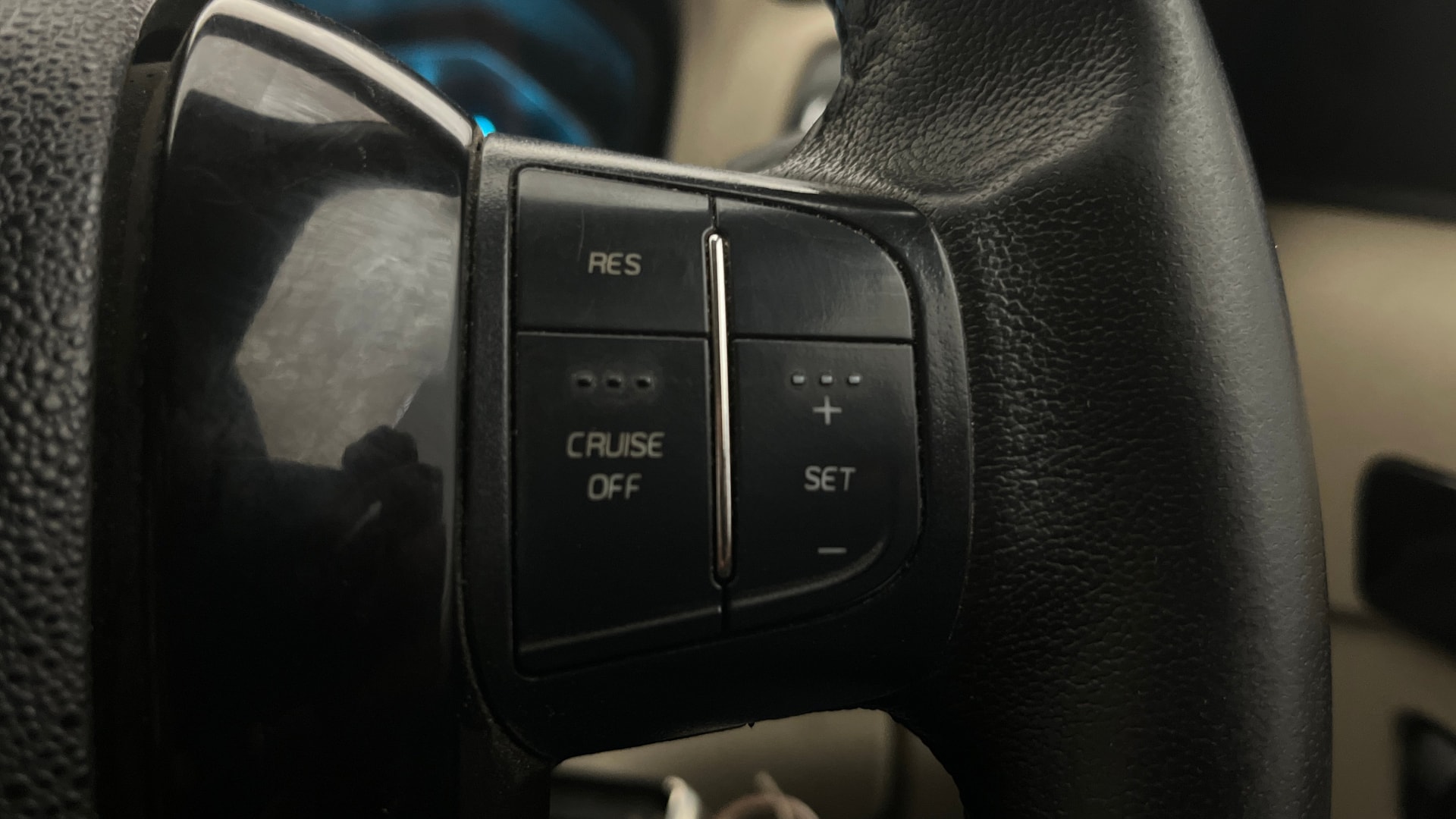 View 2023 Mahindra Jeep CJ 340 Image 3 Used 2023 Mahindra Jeep CJ 340 Image 3