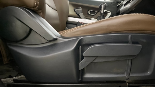View Tata Harrier Image 18 Used Tata Harrier Image 18