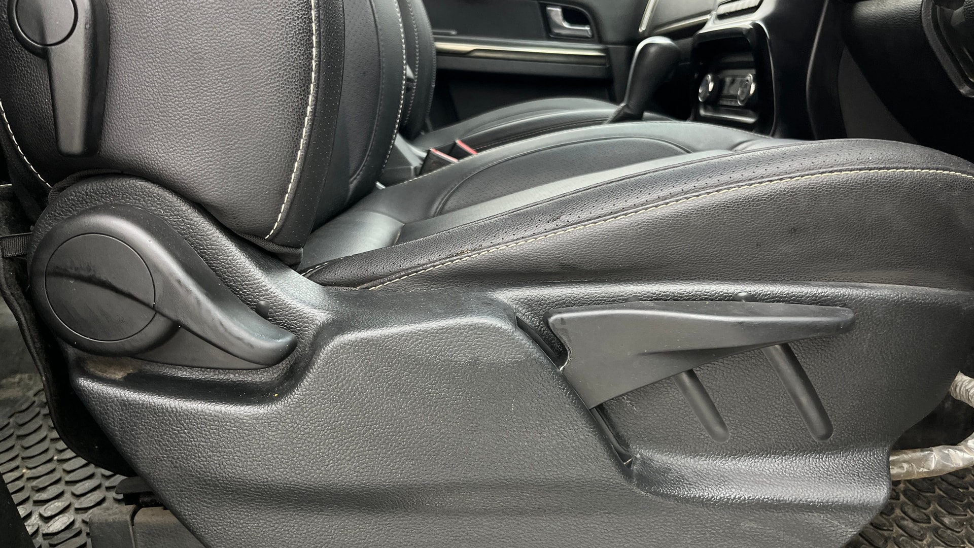 View 2019 Tata Hexa XTA 4X2 Image 20 Used 2019 Tata Hexa XTA 4X2 Image 20