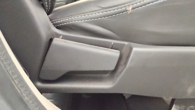 View Renault Triber Image 19 Used Renault Triber Image 19