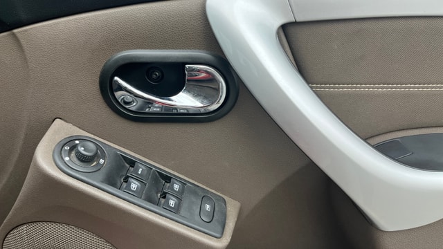 View Renault Duster Image 33 Used Renault Duster Image 33