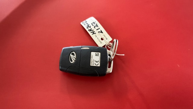 View Mahindra XUV300 Image 27 Used Mahindra XUV300 Image 27