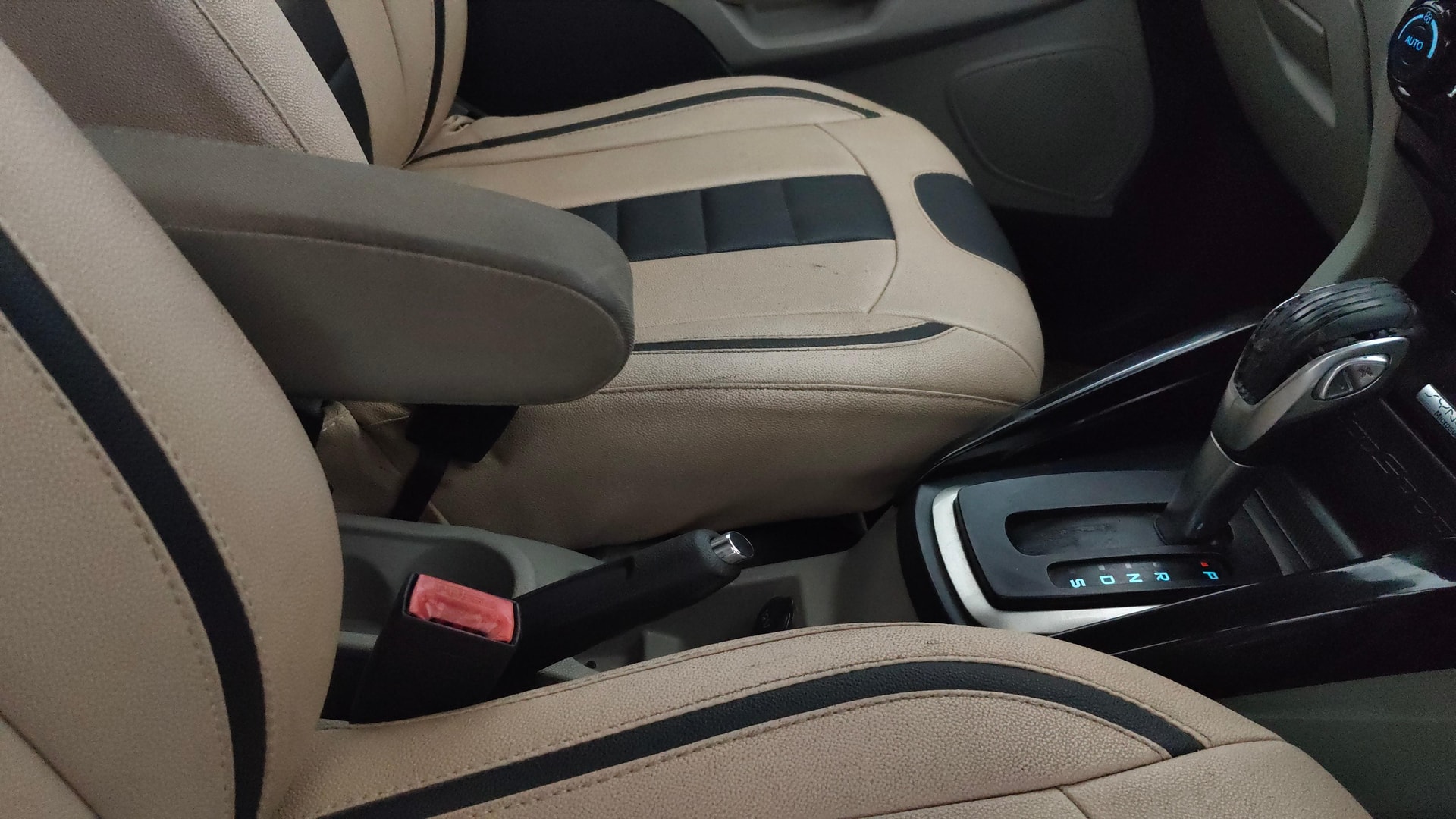 Used 2015 Ford EcoSport Used 2015 Ford EcoSport