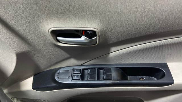 View Maruti Suzuki 1000 Image 32 Used Maruti Suzuki 1000 Image 32