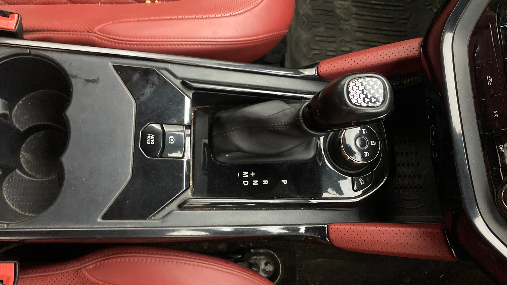 View 2023 Tata Harrier XE Image 40 Used 2023 Tata Harrier XE Image 40