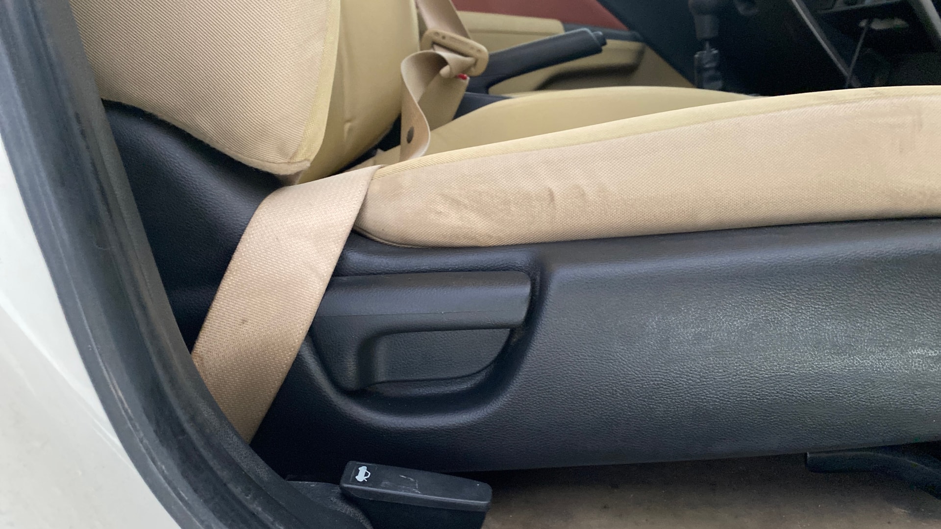 View 2015 Honda City ZX MT Diesel Anniversary Edition Image 18 Used 2015 Honda City ZX MT Diesel Anniversary Edition Image 18