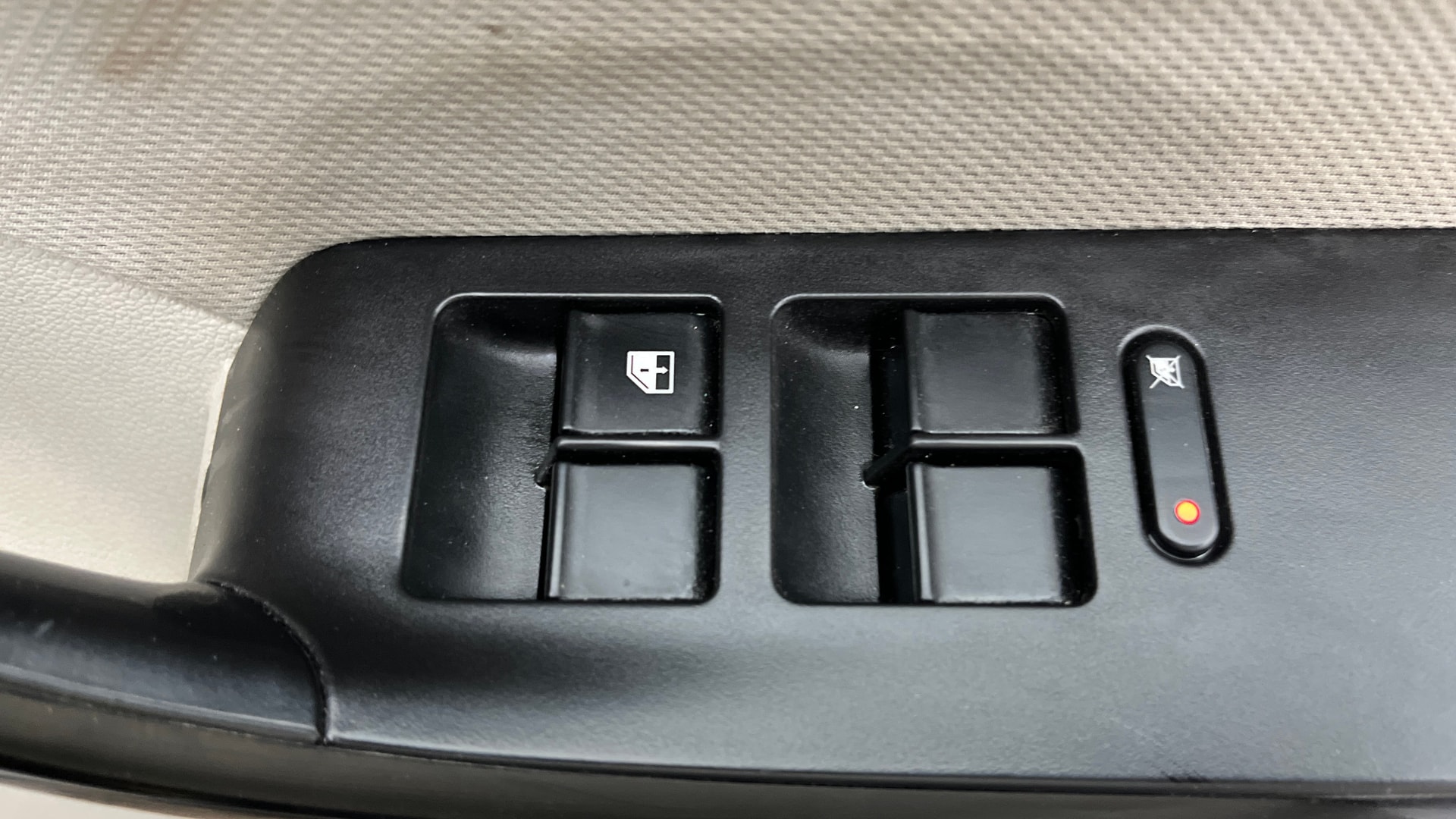 View 2022 Tata Tigor XE Diesel Image 33 Used 2022 Tata Tigor XE Diesel Image 33