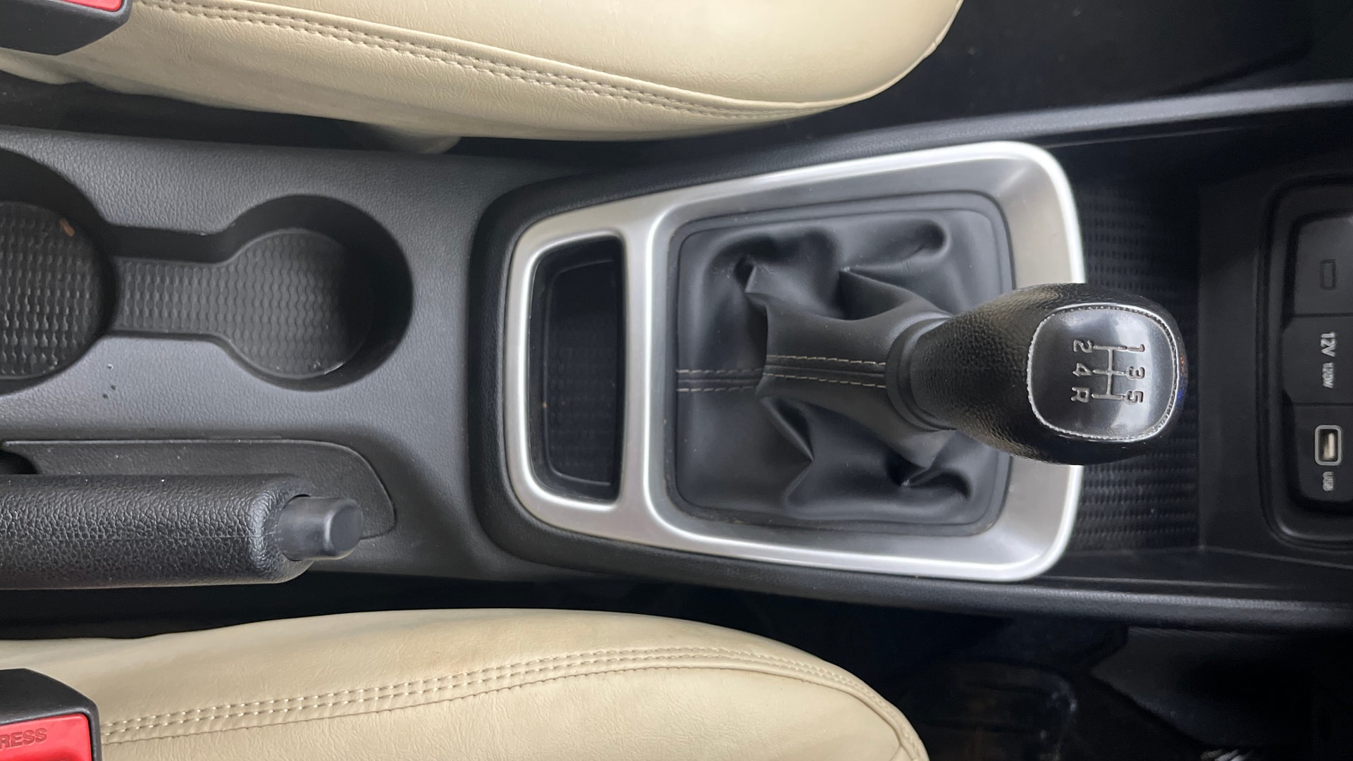 Used 2022 Hyundai Venue Used 2022 Hyundai Venue