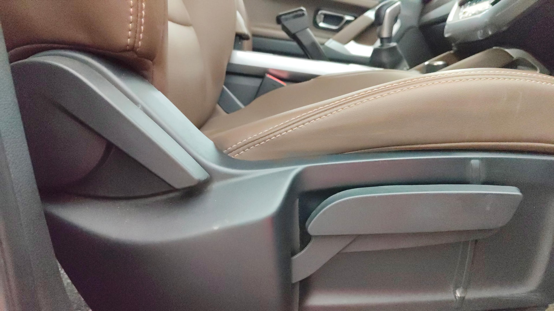 View 2019 Tata Harrier XE Image 19 Used 2019 Tata Harrier XE Image 19