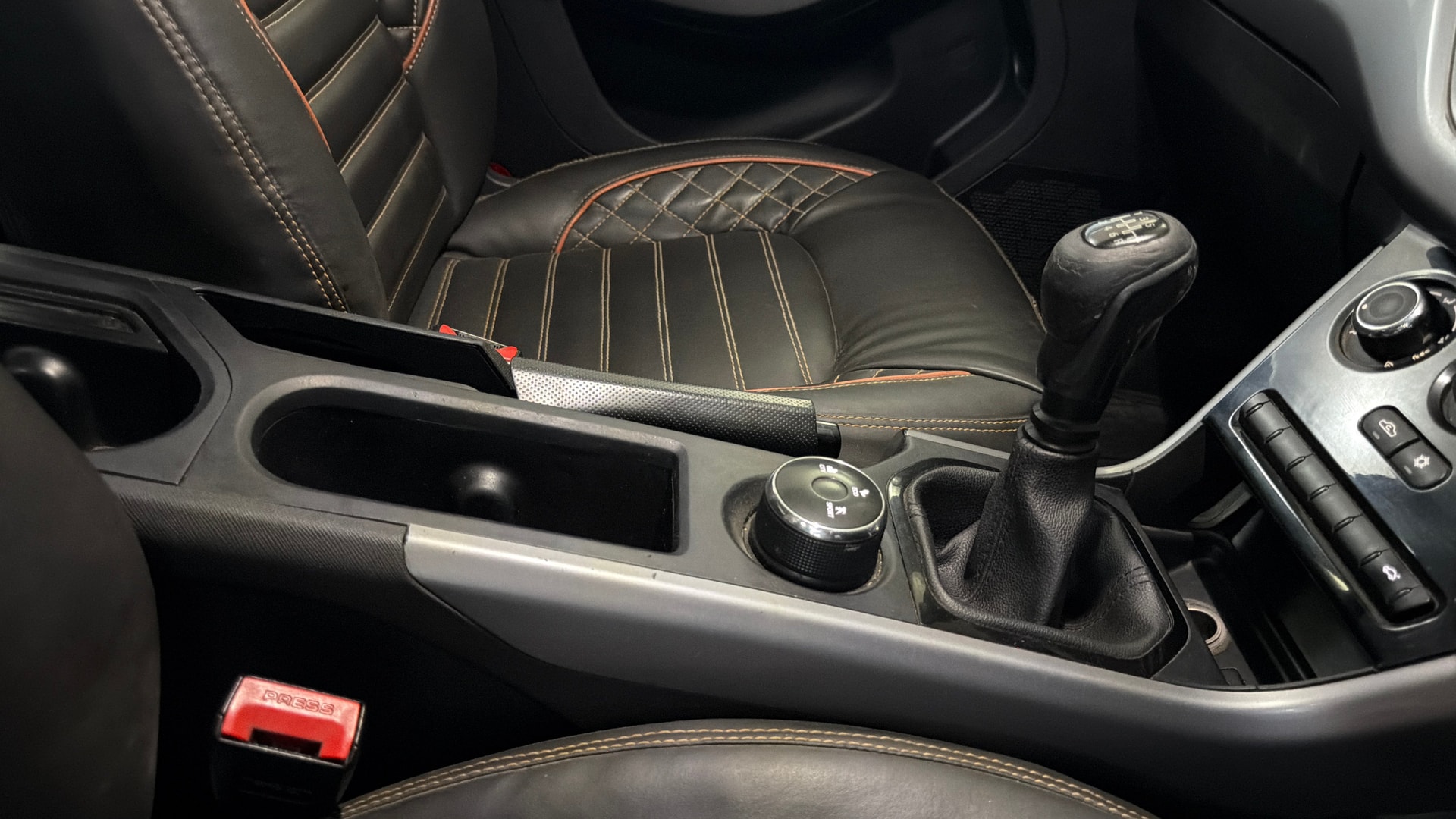 View 2020 Tata Nexon Revotron XM Image 37 Used 2020 Tata Nexon Revotron XM Image 37