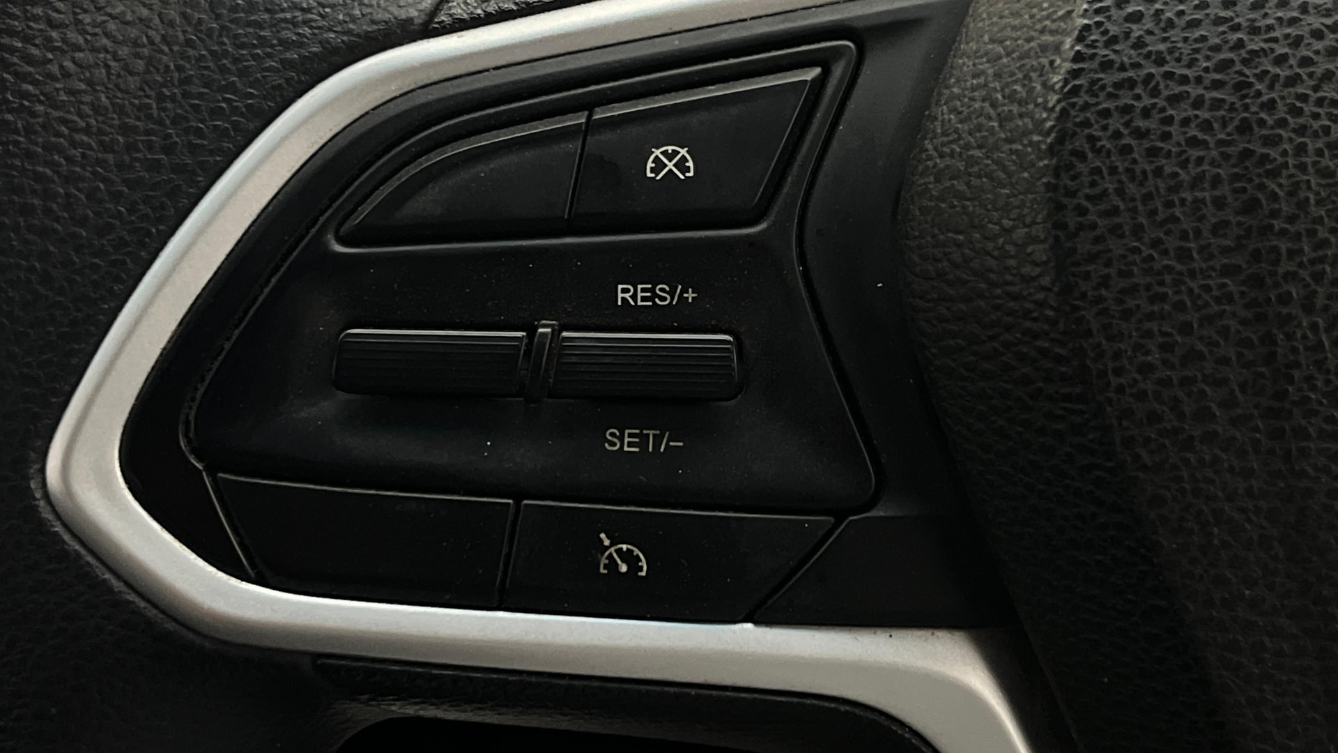 View 2021 MG Hector Shine CVT Petrol Image 3 Used 2021 MG Hector Shine CVT Petrol Image 3