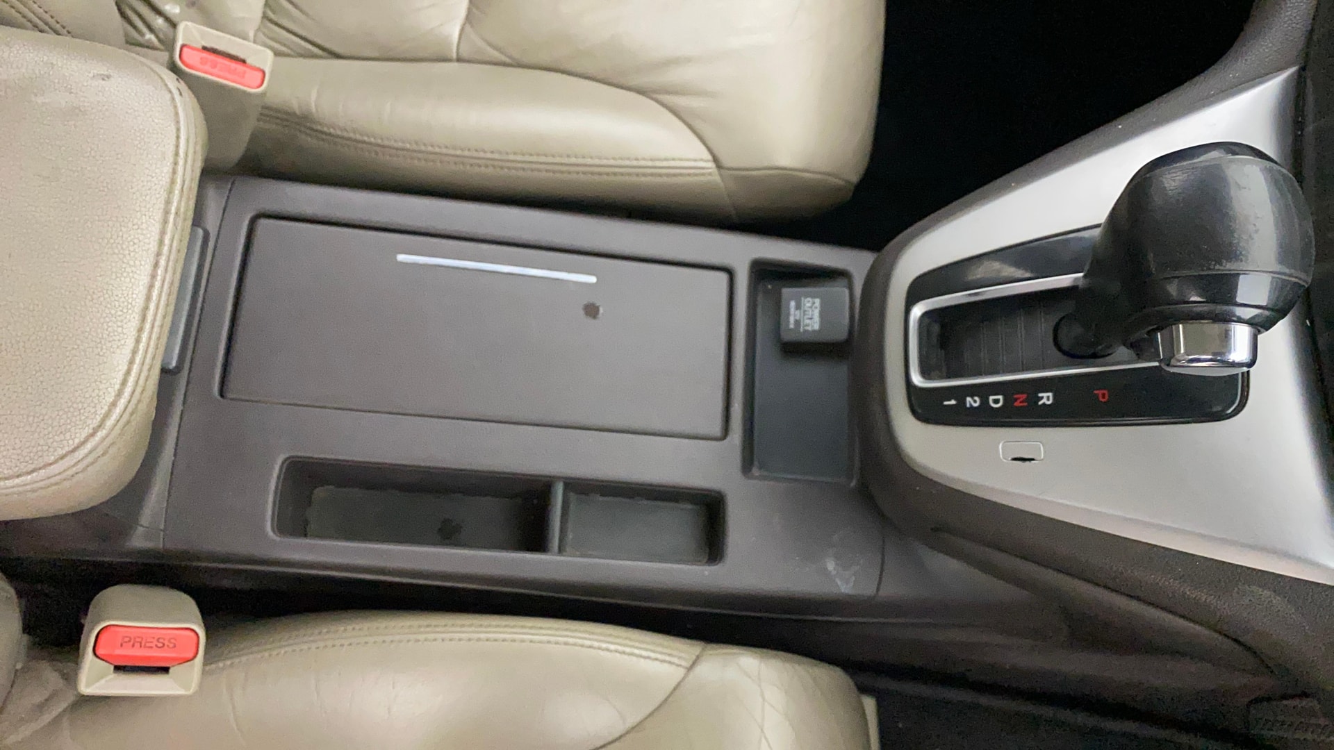 View 2014 Honda CR-V 2.0L AT Petrol Image 38 Used 2014 Honda CR-V 2.0L AT Petrol Image 38