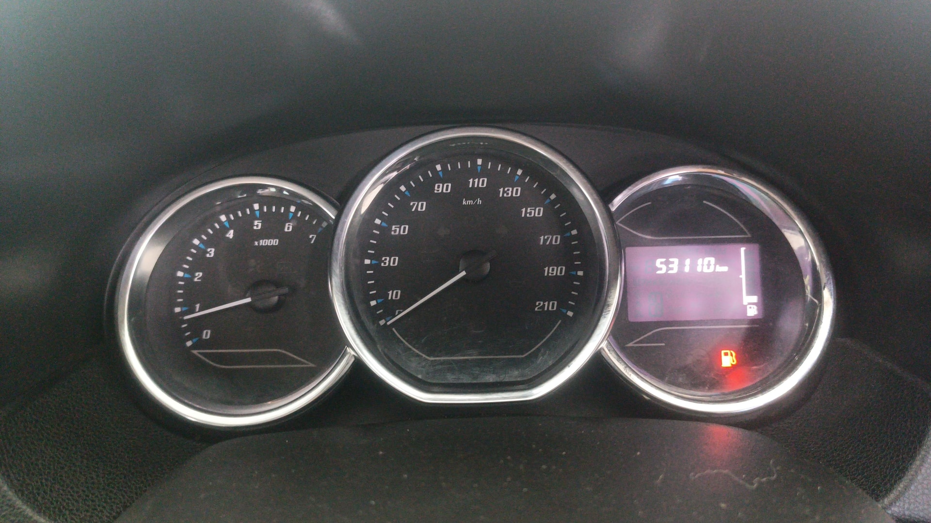 View 2020 Renault Duster 1.3L Turbo Petrol RXS Image 33 Used 2020 Renault Duster 1.3L Turbo Petrol RXS Image 33