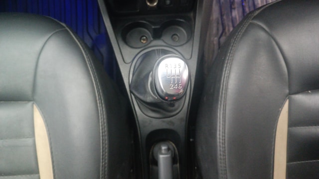 View Renault Duster Image 37 Used Renault Duster Image 37