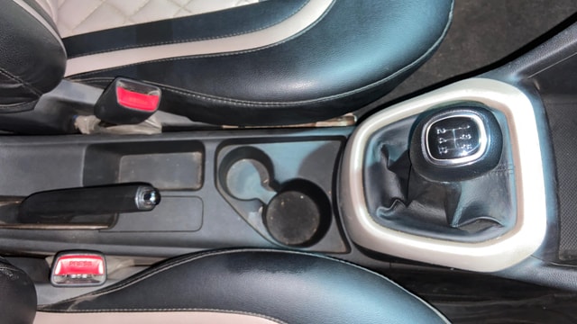 View Hyundai Grand i10 Image 41 Used Hyundai Grand i10 Image 41
