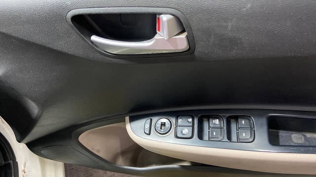 View Hyundai Grand i10 Image 38 Used Hyundai Grand i10 Image 38