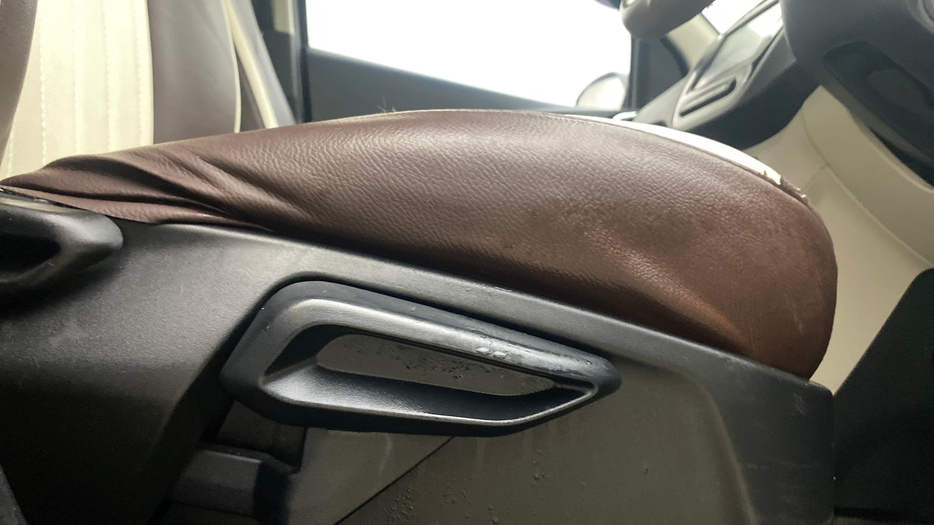 View 2022 Tata Tiago Revotorq XB Image 18 Used 2022 Tata Tiago Revotorq XB Image 18