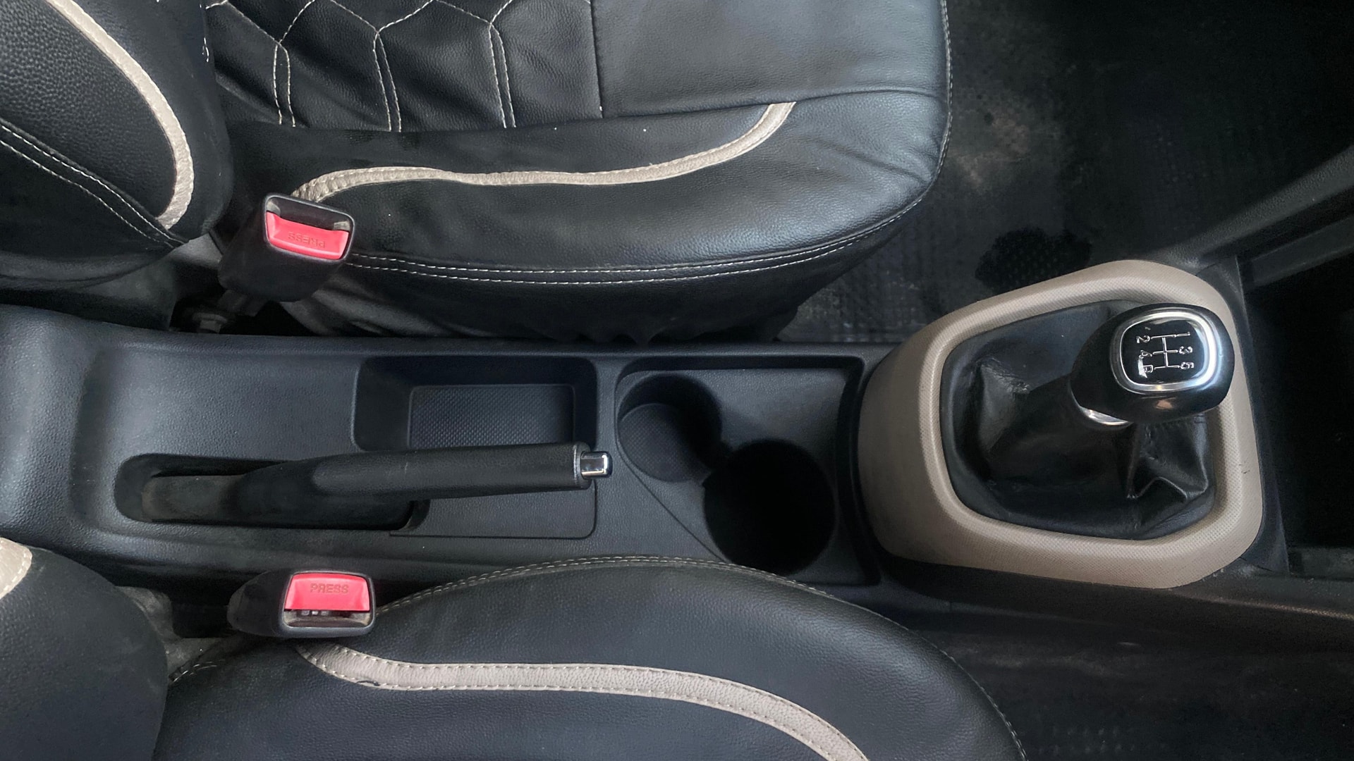 View 2014 Hyundai Xcent E Petrol Image 38 Used 2014 Hyundai Xcent E Petrol Image 38