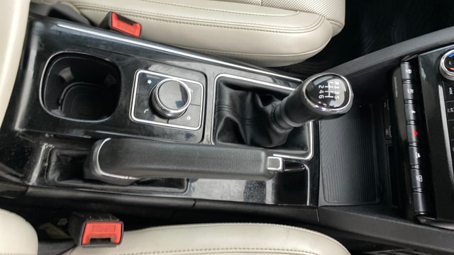 View Mahindra XUV700 Image 44 Used Mahindra XUV700 Image 44