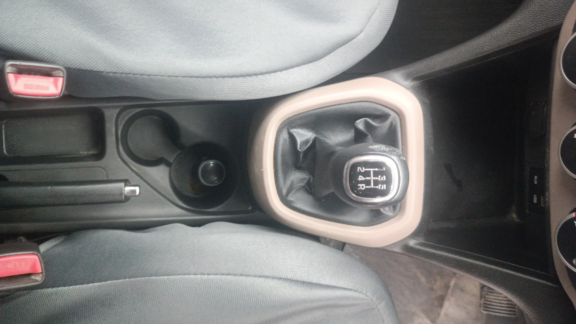 Used 2019 Hyundai Grand i10 Used 2019 Hyundai Grand i10