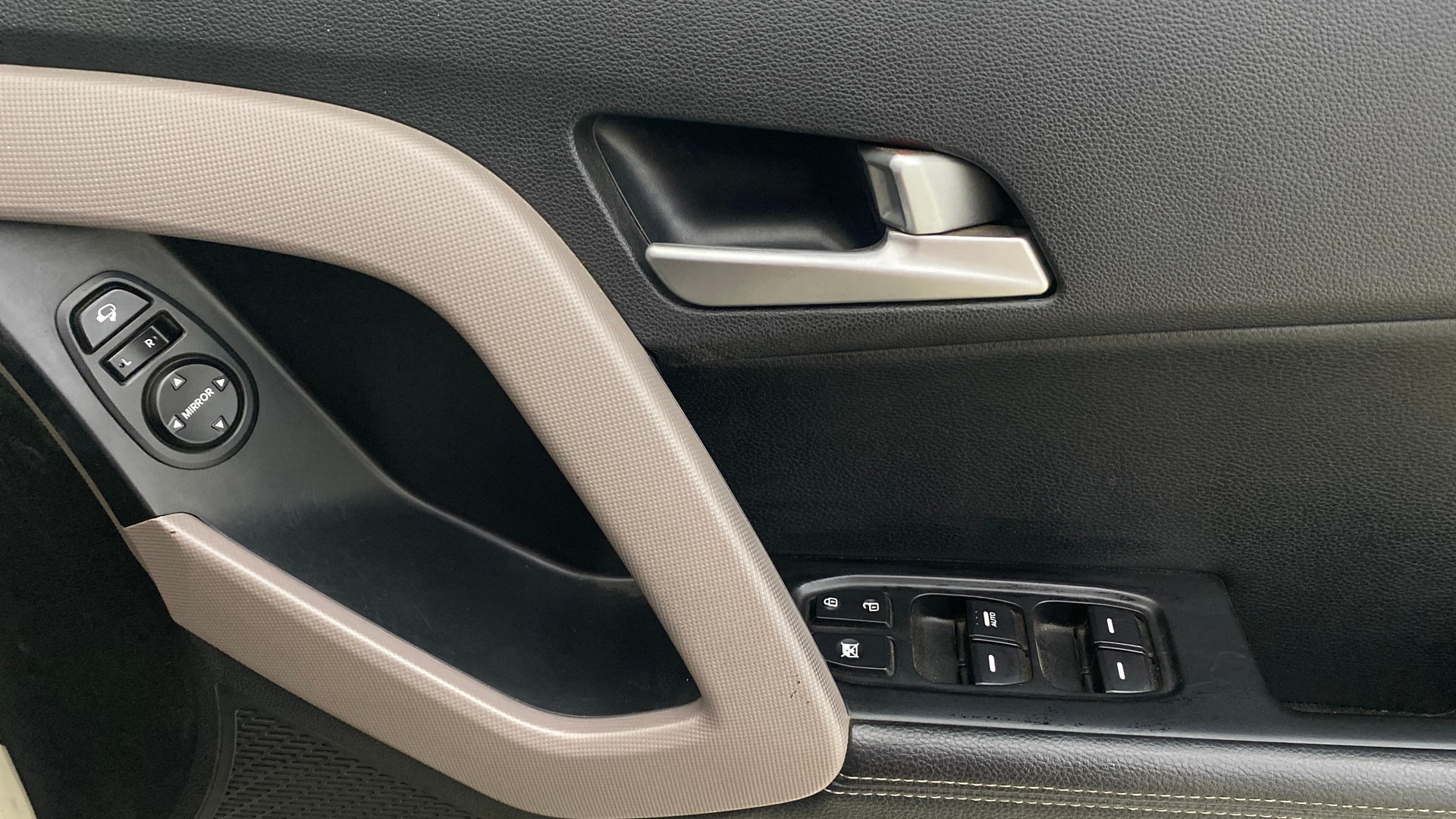View 2019 Hyundai Creta 1.4 E Diesel Image 40 Used 2019 Hyundai Creta 1.4 E Diesel Image 40