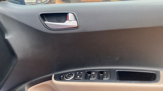 View Hyundai Grand i10 Image 33 Used Hyundai Grand i10 Image 33