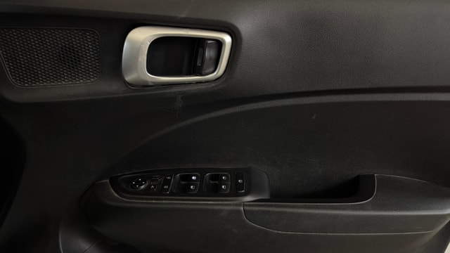 View Hyundai Venue Image 35 Used Hyundai Venue Image 35