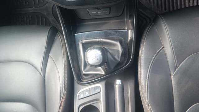 View MG Hector Image 40 Used MG Hector Image 40