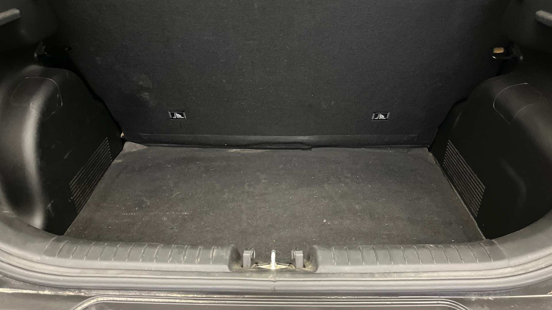 View 2022 Hyundai Venue S 1.2 Petrol Image 6 Used 2022 Hyundai Venue S 1.2 Petrol Image 6