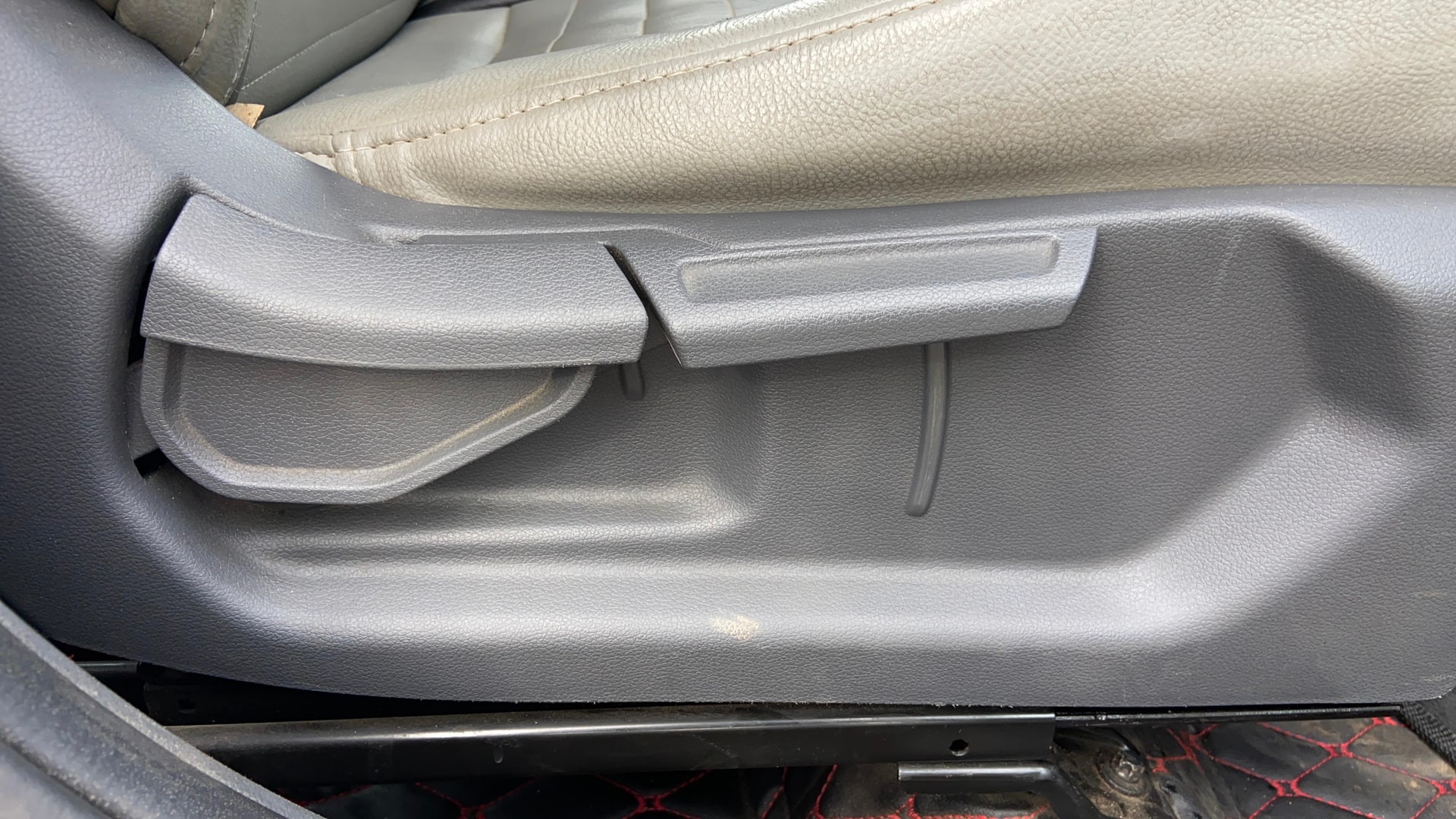 View 2019 Hyundai Grand i10 Nios Sportz Petrol Image 18 Used 2019 Hyundai Grand i10 Nios Sportz Petrol Image 18