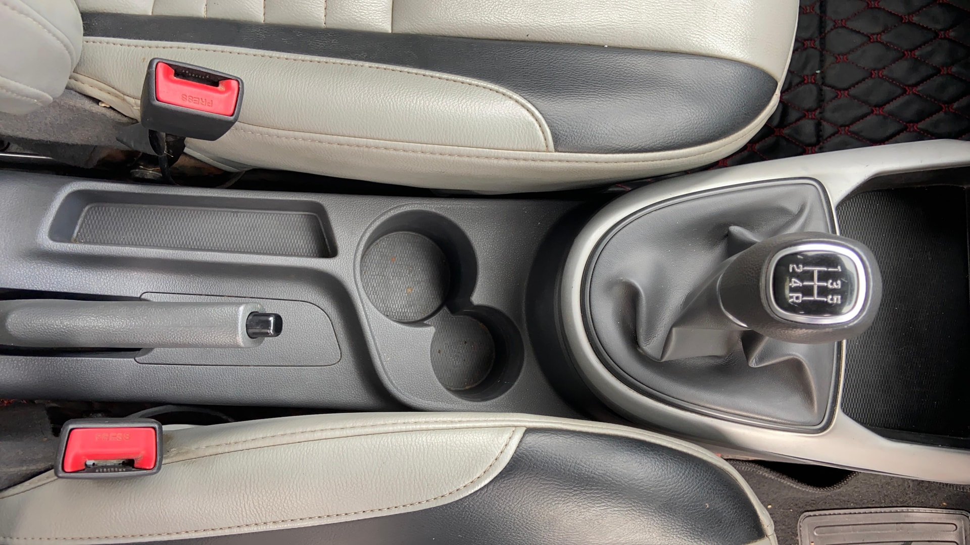 View 2019 Hyundai Grand i10 Nios Sportz Petrol Image 38 Used 2019 Hyundai Grand i10 Nios Sportz Petrol Image 38