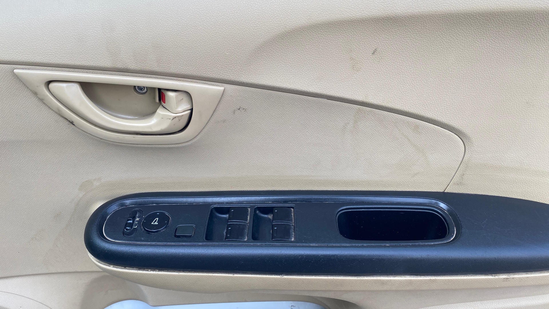 View 2018 Honda Brio S MT Petrol Image 32 Used 2018 Honda Brio S MT Petrol Image 32