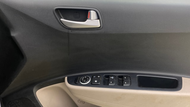 View Hyundai Grand i10 Image 32 Used Hyundai Grand i10 Image 32