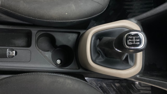 View Hyundai Grand i10 Image 37 Used Hyundai Grand i10 Image 37