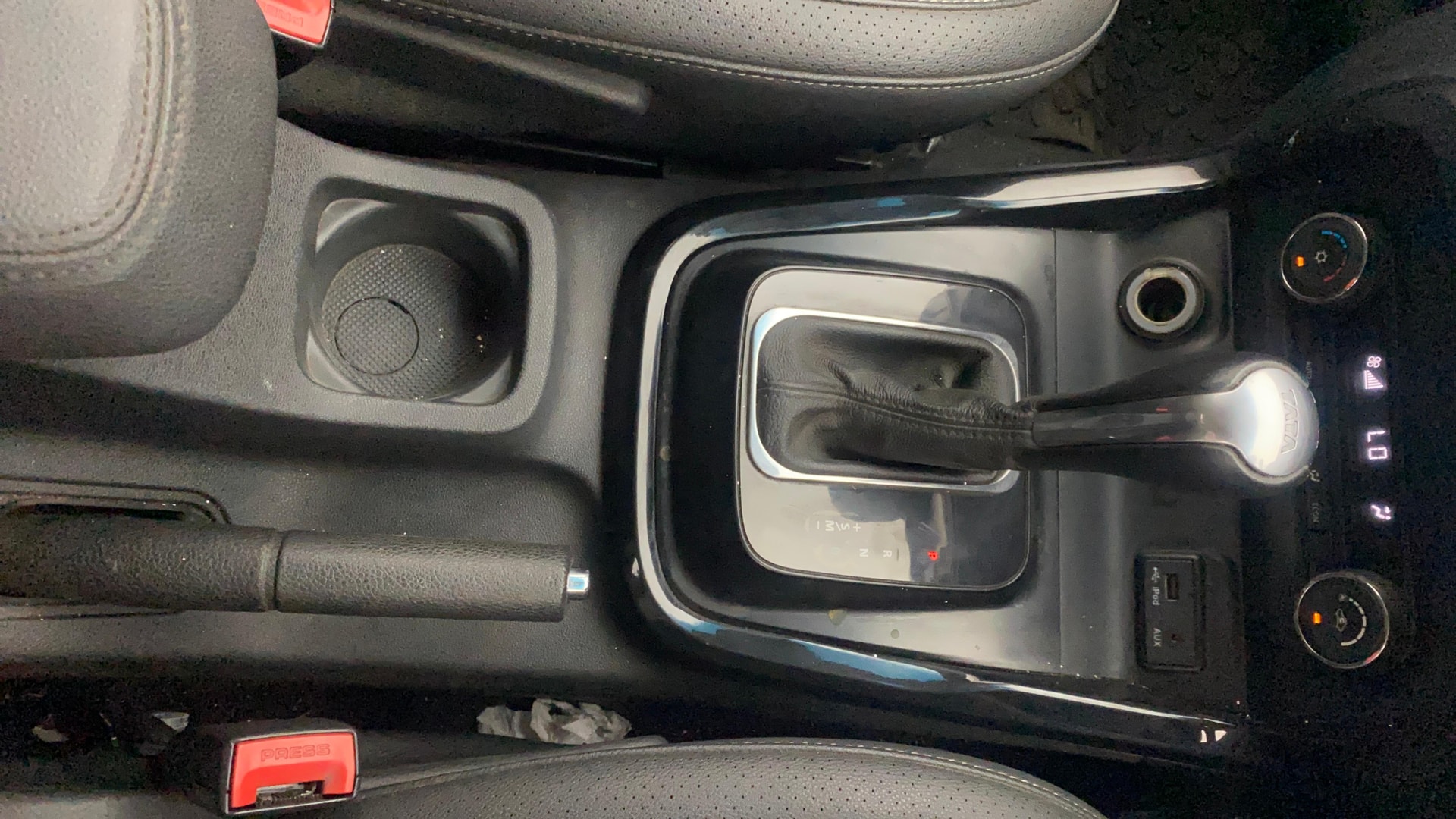View 2018 Tata Hexa XTA 4X2 Image 42 Used 2018 Tata Hexa XTA 4X2 Image 42