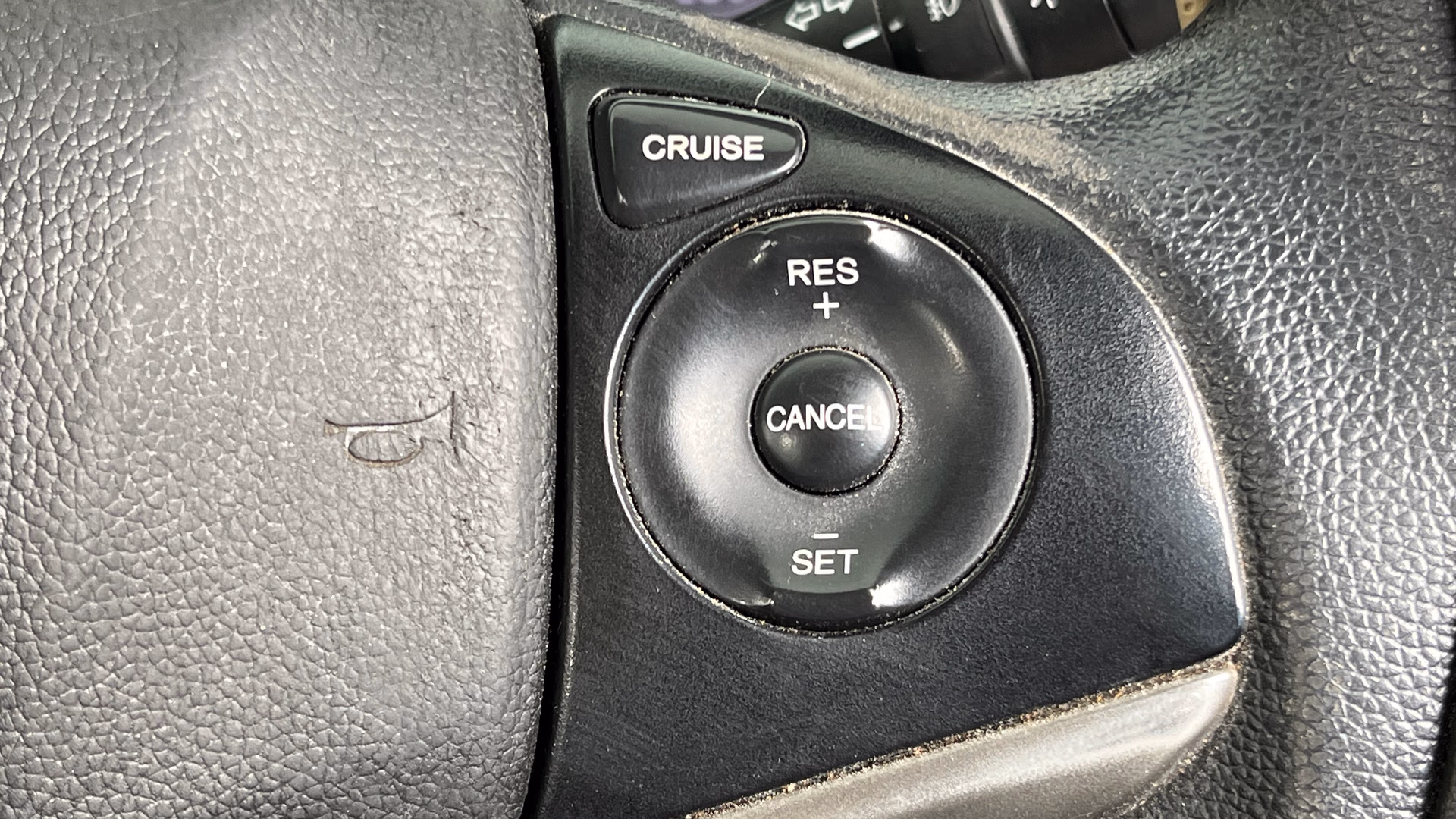 View 2014 Honda City ZX MT Diesel Anniversary Edition Image 3 Used 2014 Honda City ZX MT Diesel Anniversary Edition Image 3