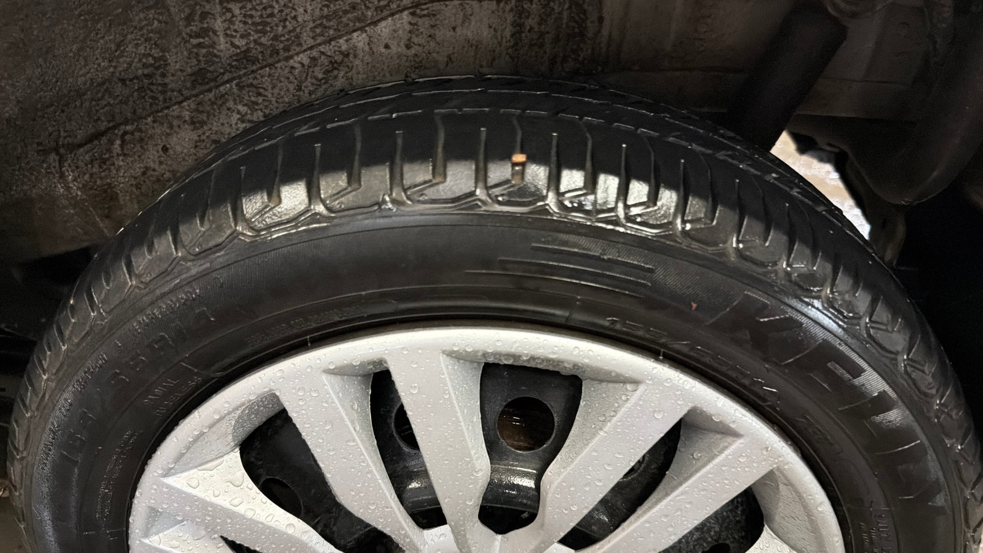 View 2017 Maruti Suzuki 1000 Base Variant Image 19 Used 2017 Maruti Suzuki 1000 Base Variant Image 19