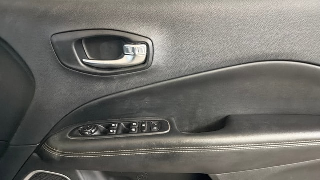 View Jeep Compass Image 32 Used Jeep Compass Image 32